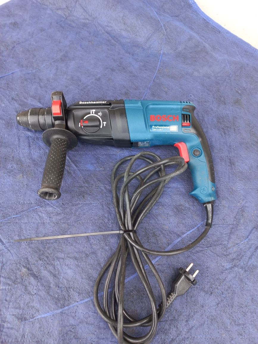 Młotowiertarka bosch GBH 2-26 f