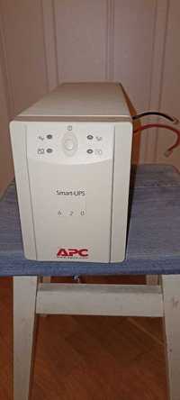 Безперебійник APC Smart-UPS 620