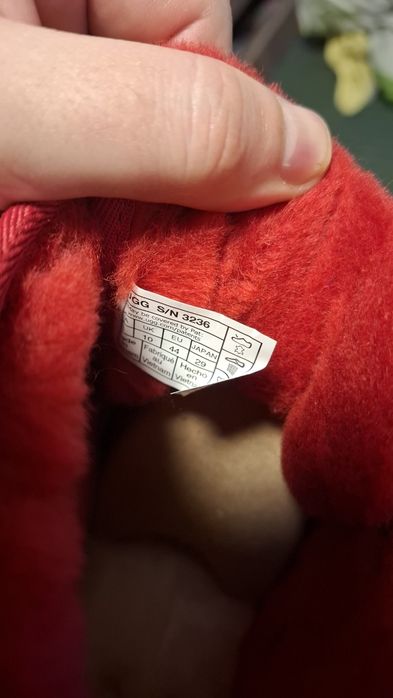 Угги унисекс оригинал.в шикарном красном бархате