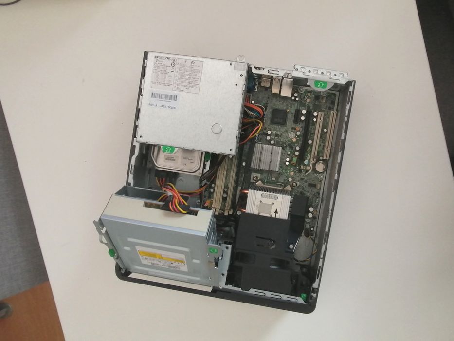 PC HP Compaq CC 9700 para peças
