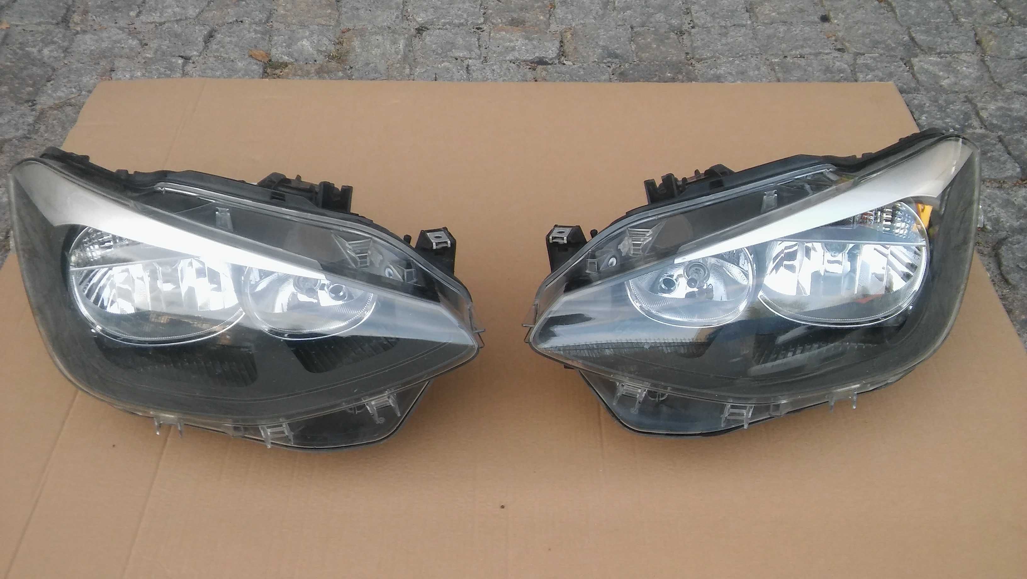 BMW 1,F20,od 11r,lampy przód,Lewa,Prawa,zwykłe H7,oryginał,Hella