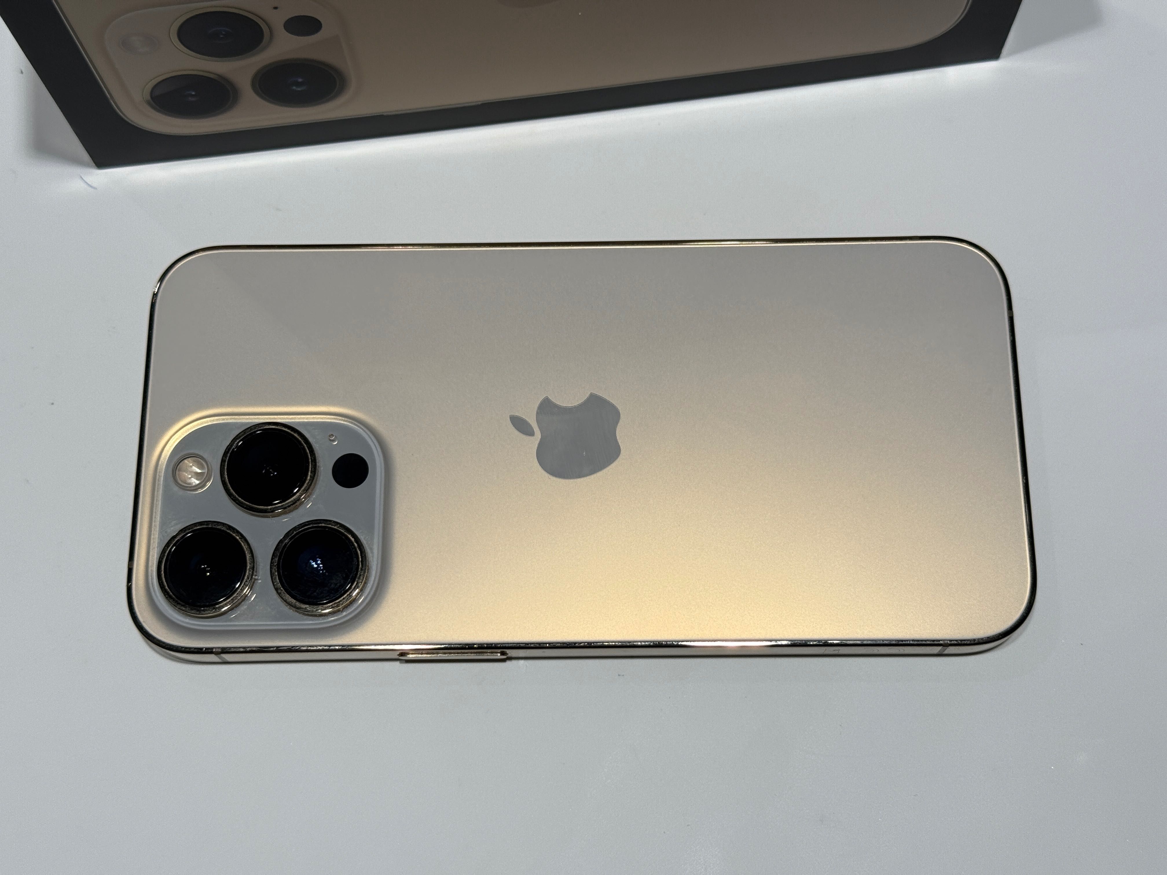 iPhone 13 Pro 1 Tb gold