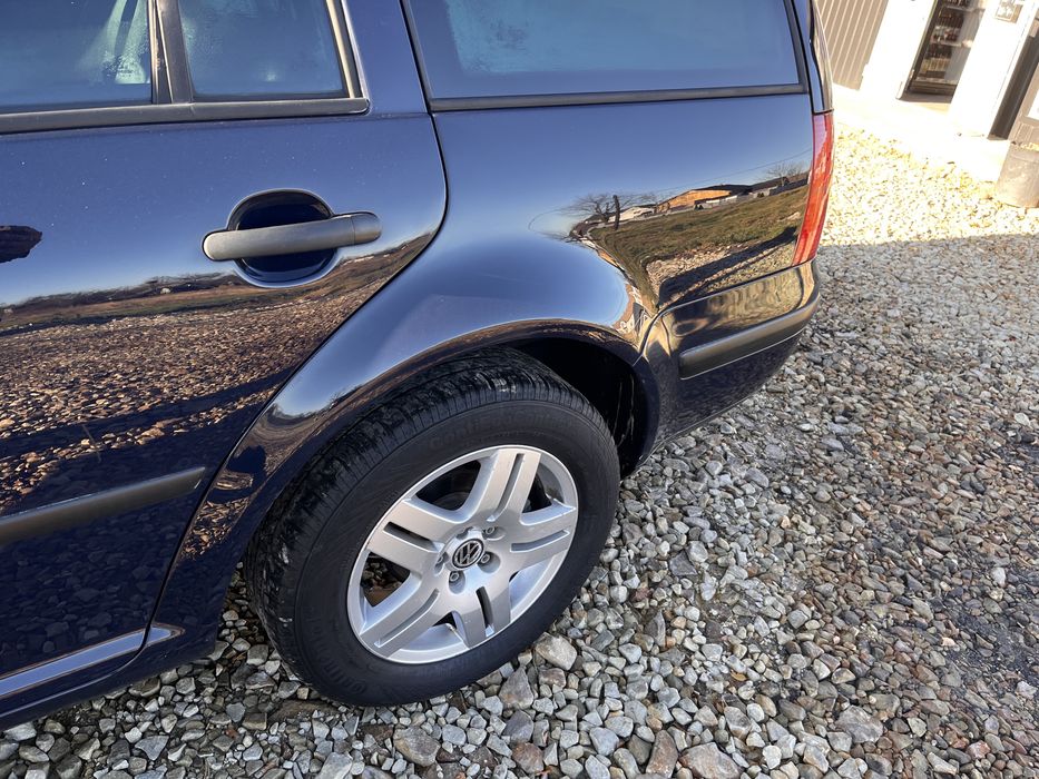 Golf 4.               .