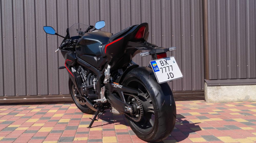 Honda CBR 650R E-Clutch 2024