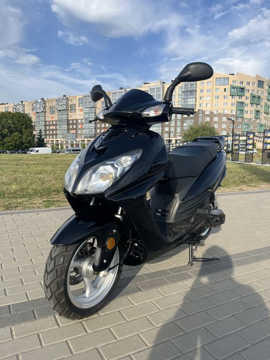 Скутер Fada YB150T-15D