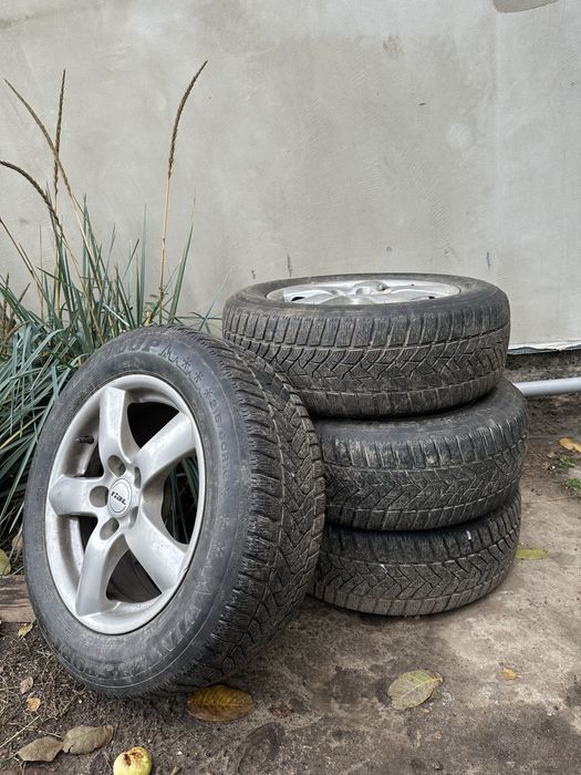 Продам диски с зимней резиной r16