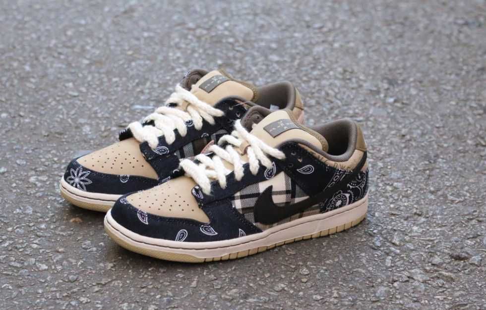 Nike SB Dunk Low Travis Scott Cactus Jack