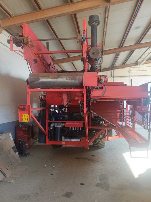 Kombajn do pomidor POMAC 2011