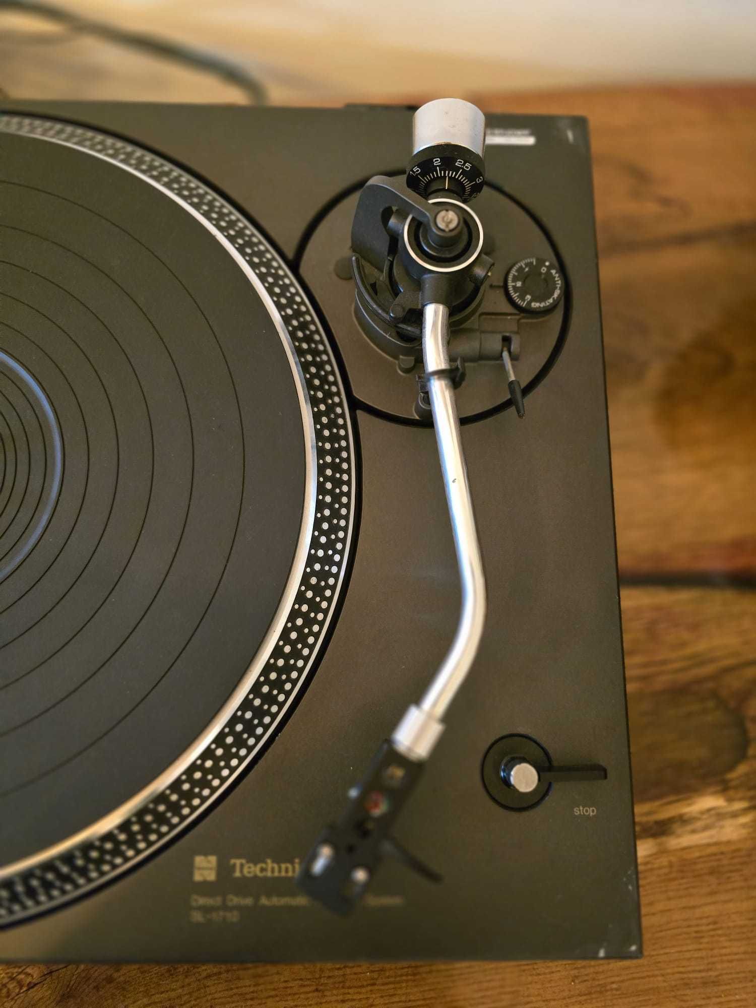 Gramofon Technics SL-1710