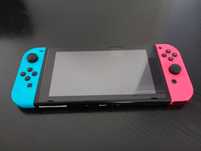 Konsola Nintendo Switch v2 z 4 padami