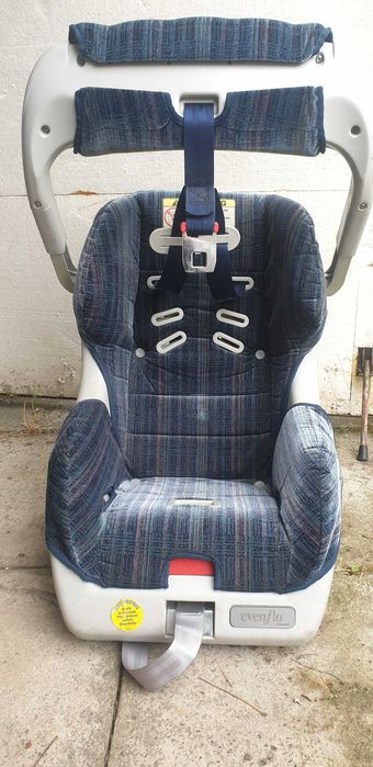 Fotelik samochodowy Evenflo USA