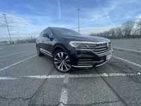 VW Touareg 3.0 V6 286km , Masaze, skretna os , full opcja!