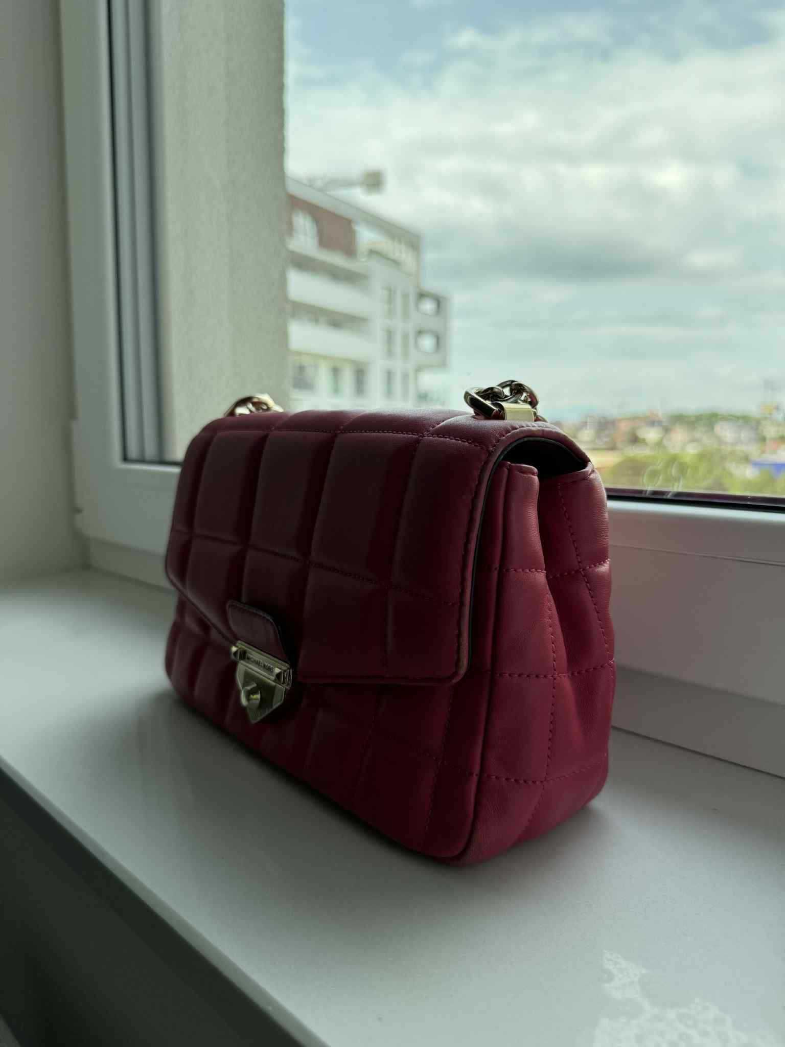 Torebka Michael KORS Skórzana listonoszka różowa
