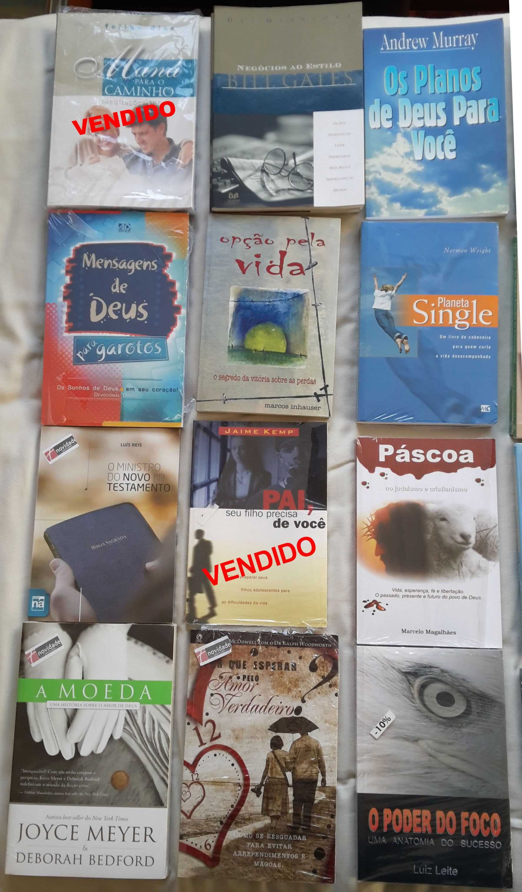 Oferta de DVDS em troca de Livros