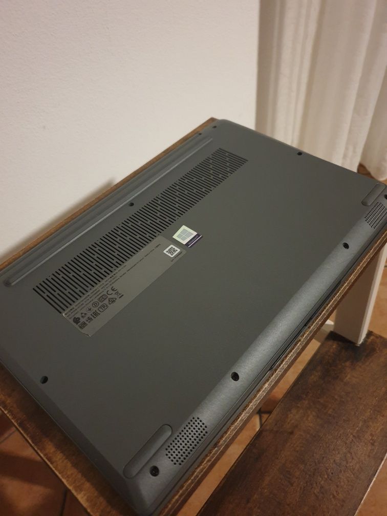 Oportunidade - Lenovo IdeaPad 3 14ITL6 3i