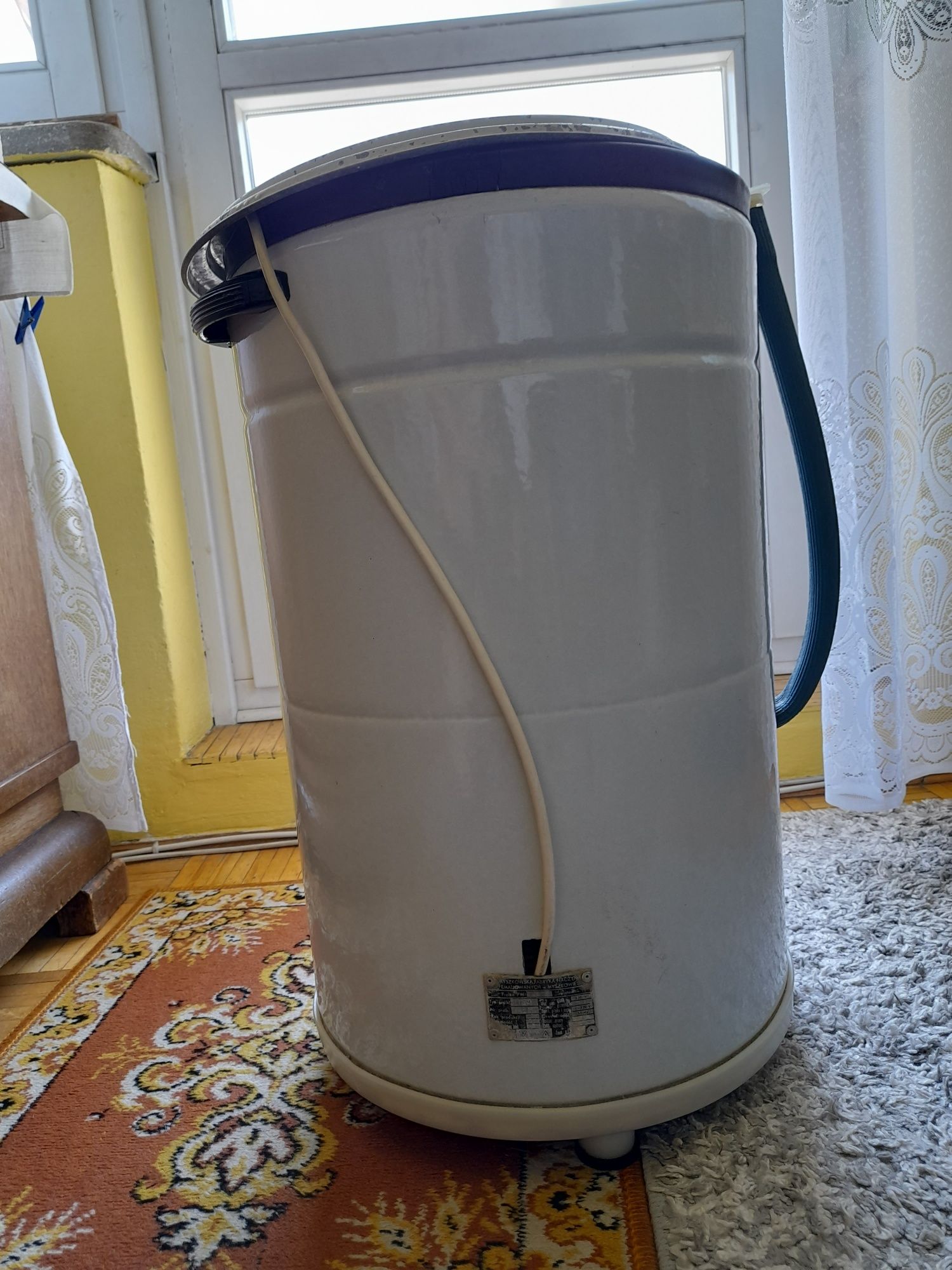 Sprzedam sprawną pralkę wirnikową światowit