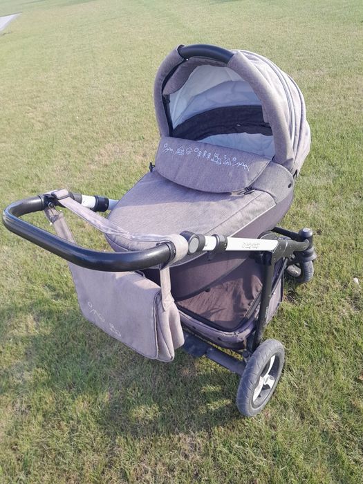 Wózek dziecięcy 2 w 1  Baby Design  spacerówka i gondola