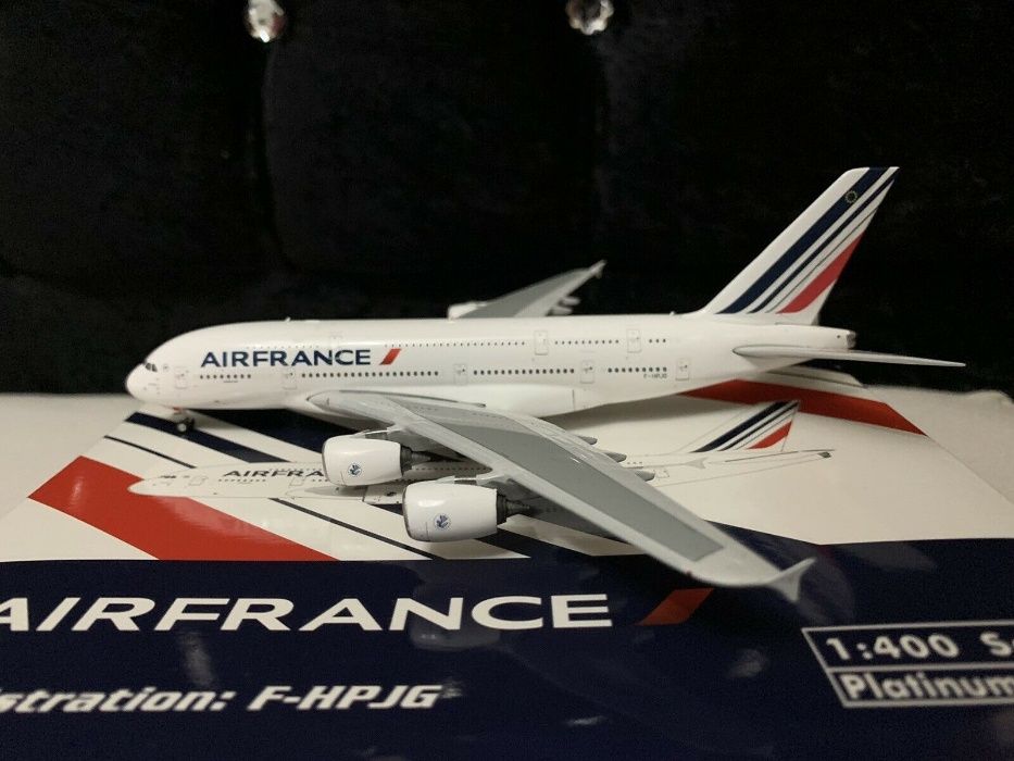 Avião Phoenix Models 1/400 Air France Airbus A380