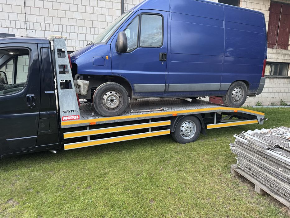 Laweta Pomoc drogowa 24/7 Autoholowanie