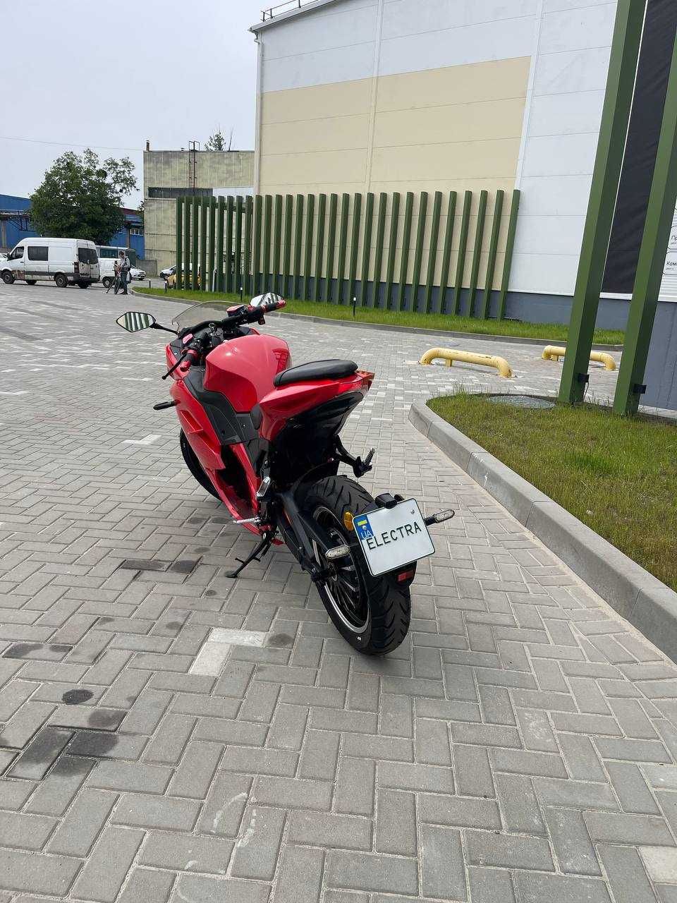 Продаж електробайку  Ducati Panigale. На ходу, перший власник, 2023 р