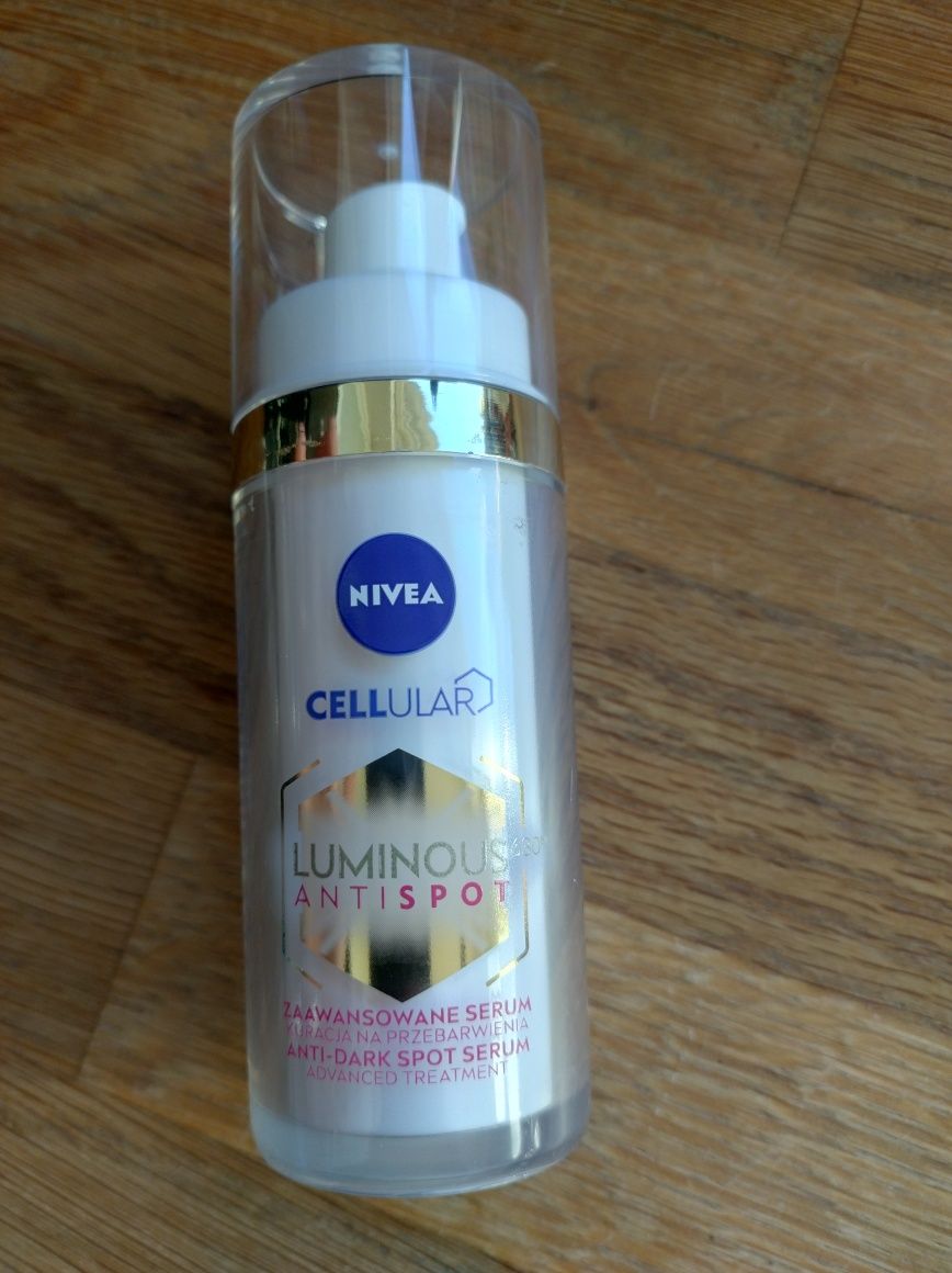 Nivea Cellular serum kuracja na przebarwienia