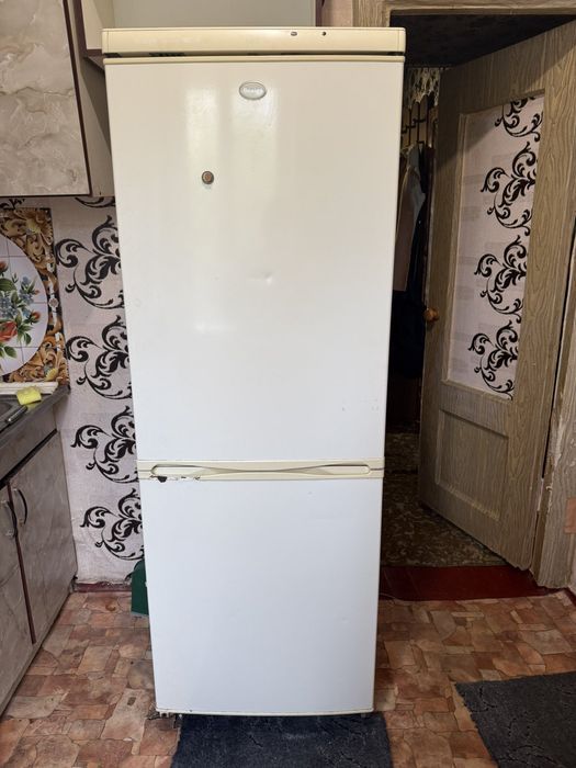 Продам холодильник 170,робочий