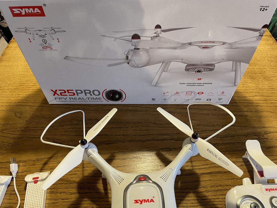 Dron Syma X25Pro z kamera HD oraz miejscem na telefon