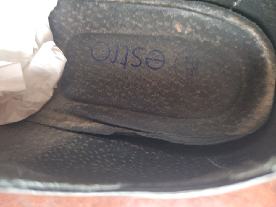 Женские лаковые туфли