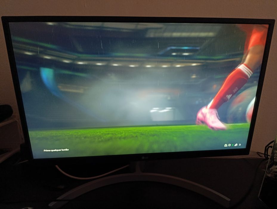 Vendo monitor lg 27UL550-W