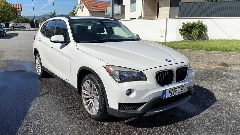 BMW X1 2.0 28i XDrive - 2013