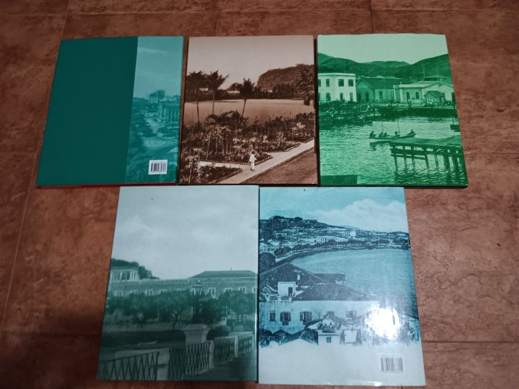 Livro de postais antigos das antigas colónias Portuguesas