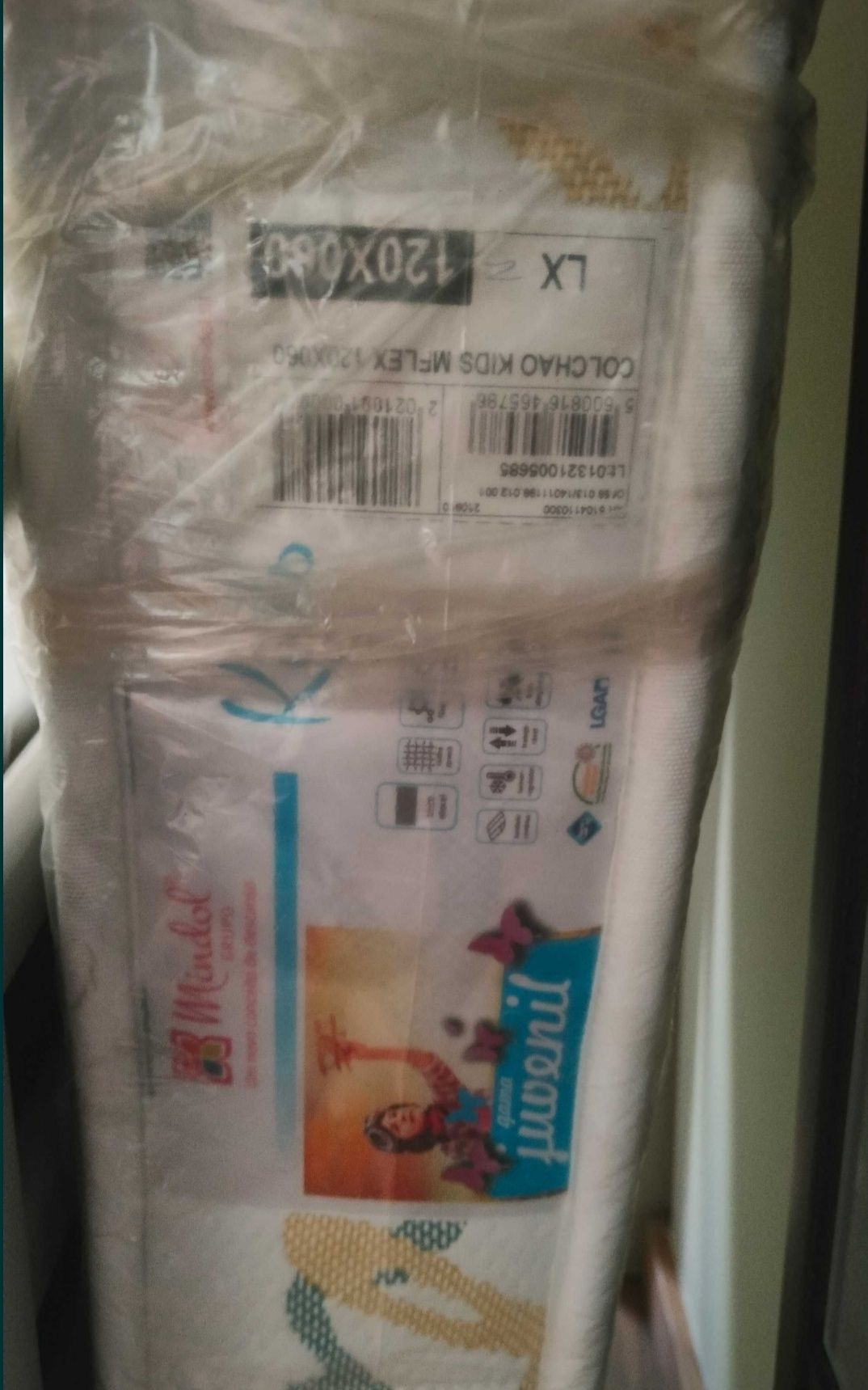 Berço IKEA Sundvik e colchão Mindol