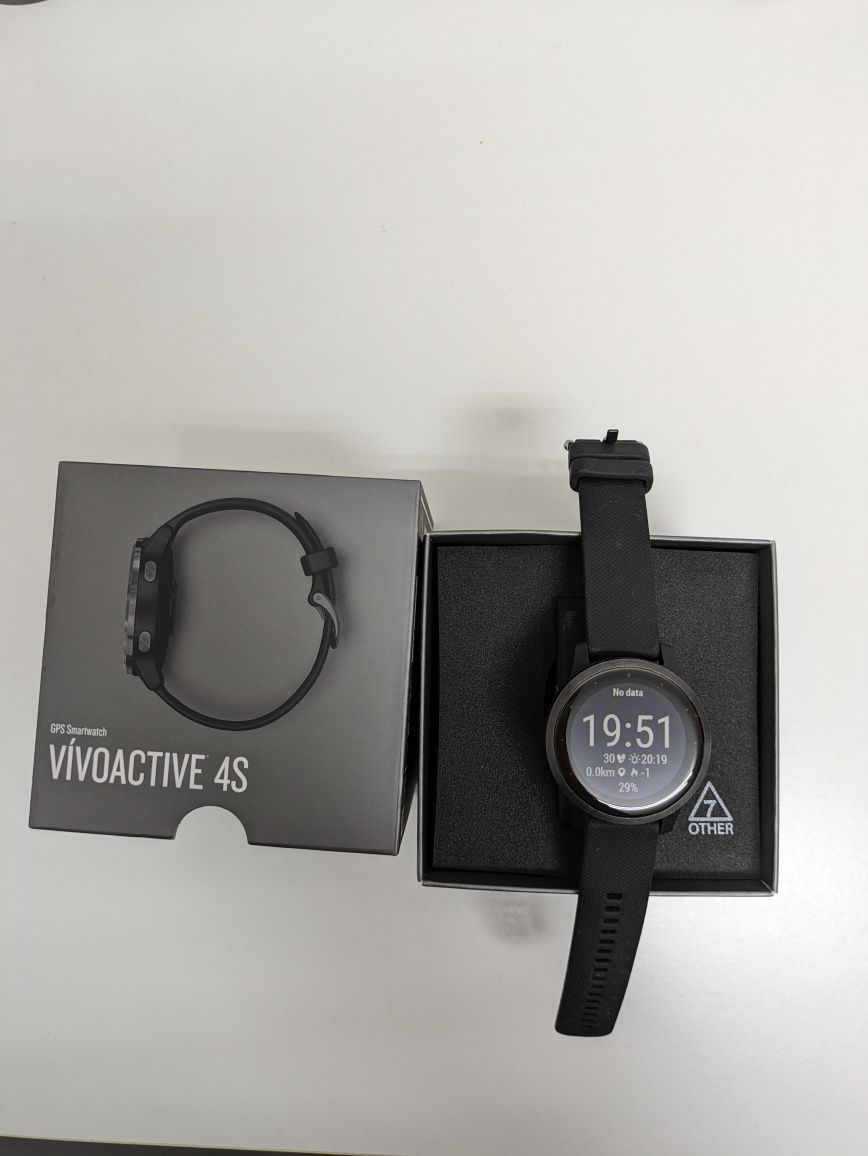 Garmin Vivoactive 4S Black