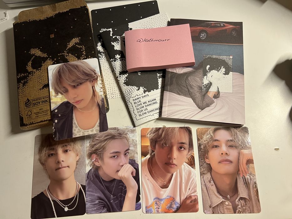 Альбом Layover BTS V Taehyung Техьон Weverse