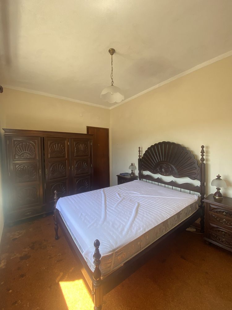 Conjunto de mobiliario de quarto