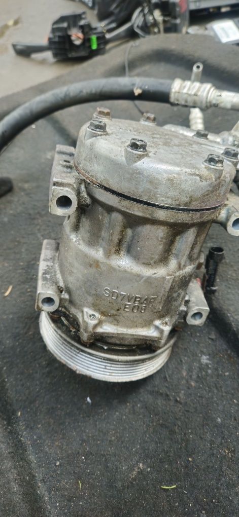 Sprezarka kompresor klimatyzacji Opel 1.9 cdti 132.65616