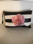 Carteira/necessaire as riscas