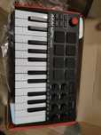 Akai MPK mini mk3