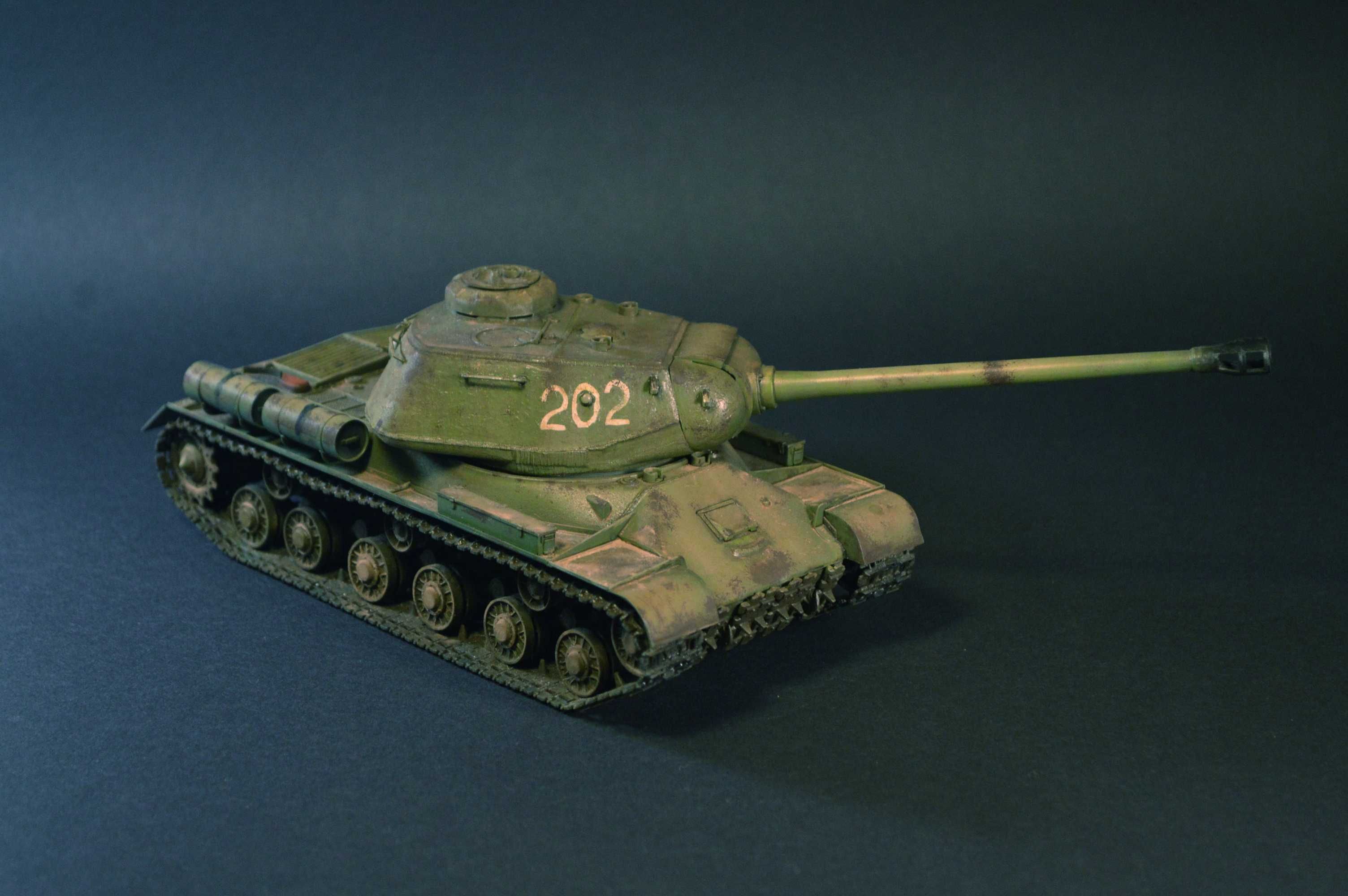 Model Czołg JS-2 (Skala 1-35)
