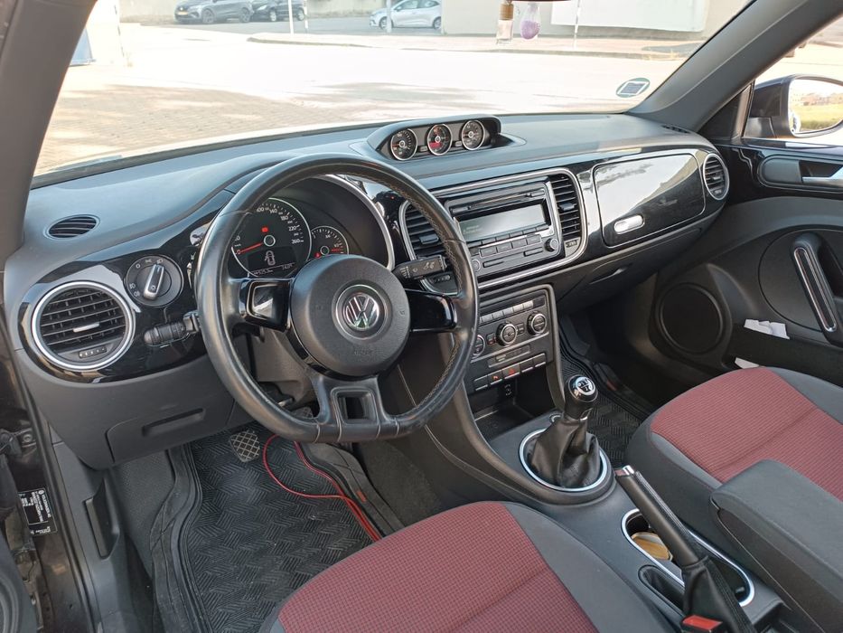 VW New Beetle 1.6tdi 105cv 2012