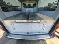 VW T5 Karawan zabudowa pogrzebowa podłoga szuflada