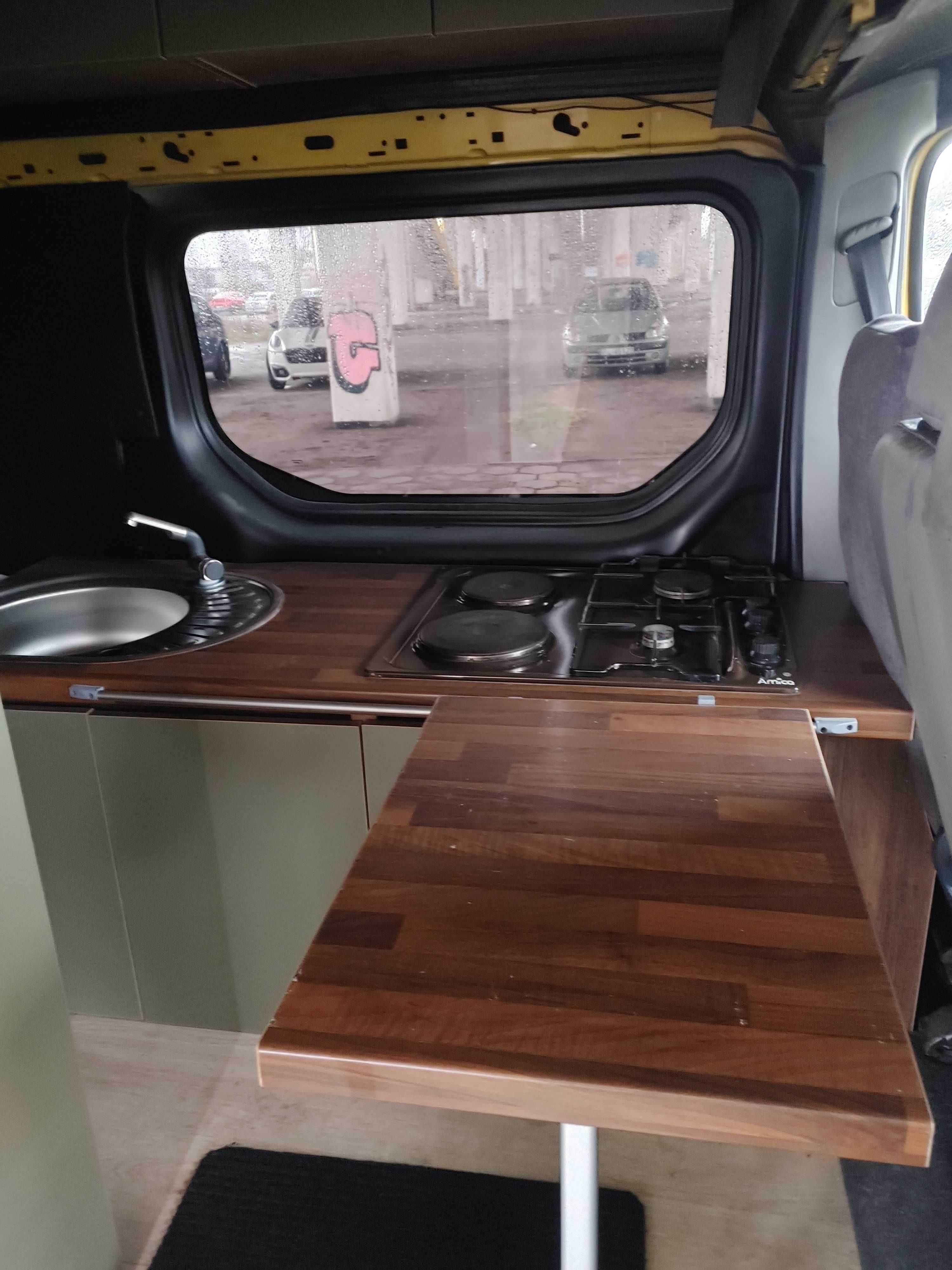 sprzedam kampera na oplu vivaro
