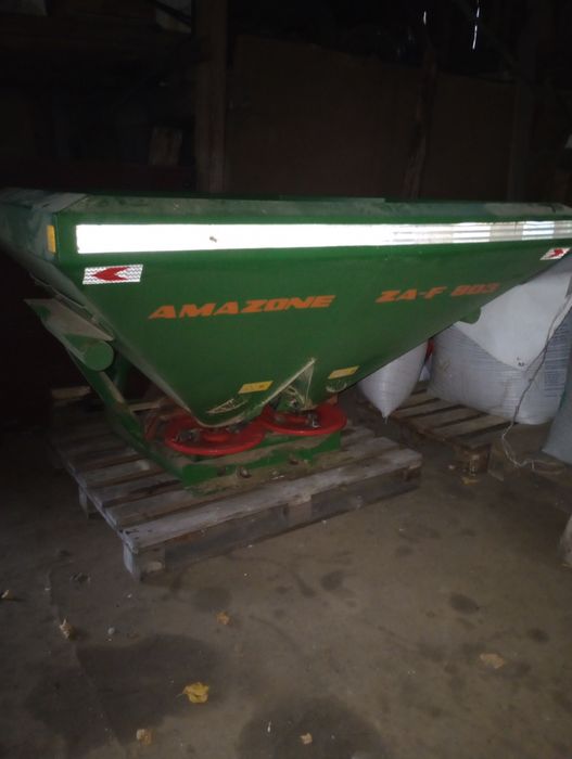 Rozsiewacz nawozów Amazone 803