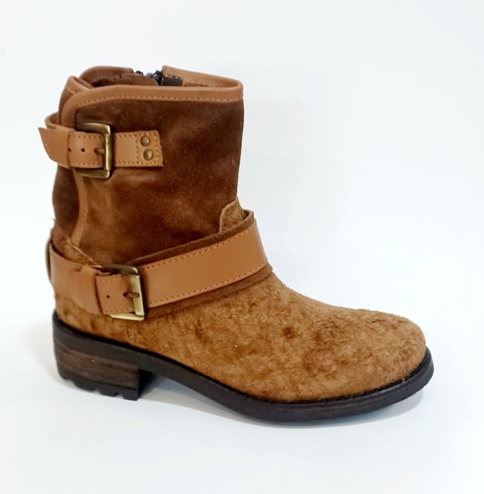 Botas Outono Inverno em pele genuína fabricado em Portugal.