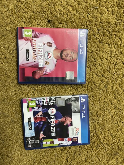 Troco ou vendo fifa 20 e 21