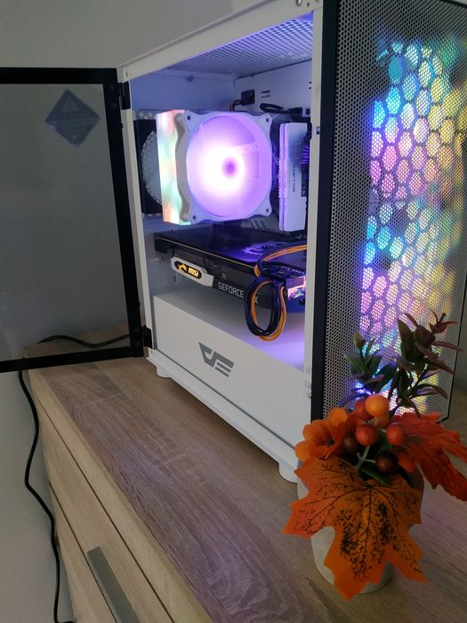 Komputer do gier Ryzen 5 3600/RTX 2070 8 GB GDDR6/16 GB RAM DDR4/M2