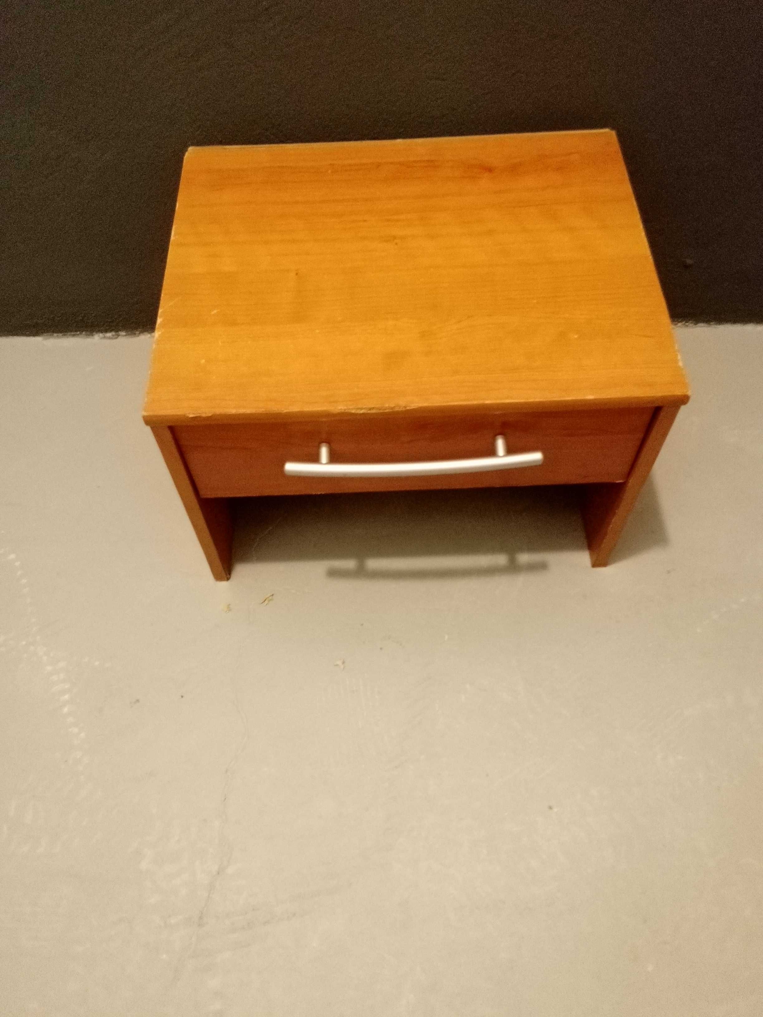 Mesa de cabeceira