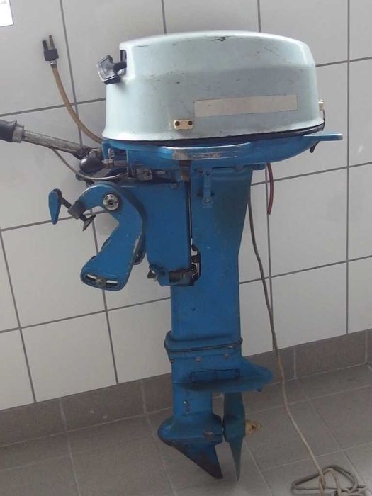 Silnik zaburtowy Forelle 7,5 km stopa S + drugi silnik + śruba uciąg