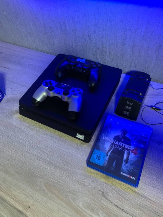 Ps 4 slim 500gb стан як новий