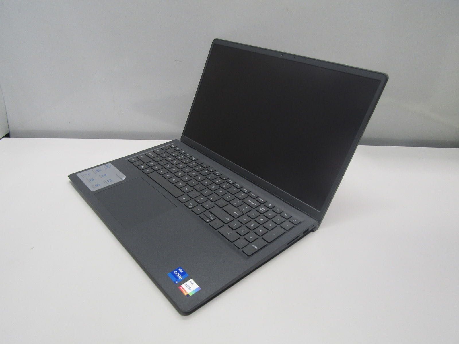 DELL Inspiron 15 3511 15.6" Intel Core i7-1165G7 16GB / 1TB